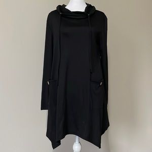 NWT Asymmetrical Tunis